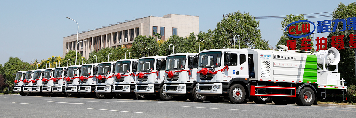 Water-tank-truck
