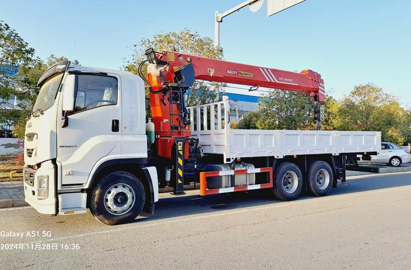 ISUZU 4x2 Mouted Crane Truck 8 Ton Hydraulic Boom Truck Mounted Crane for Sale