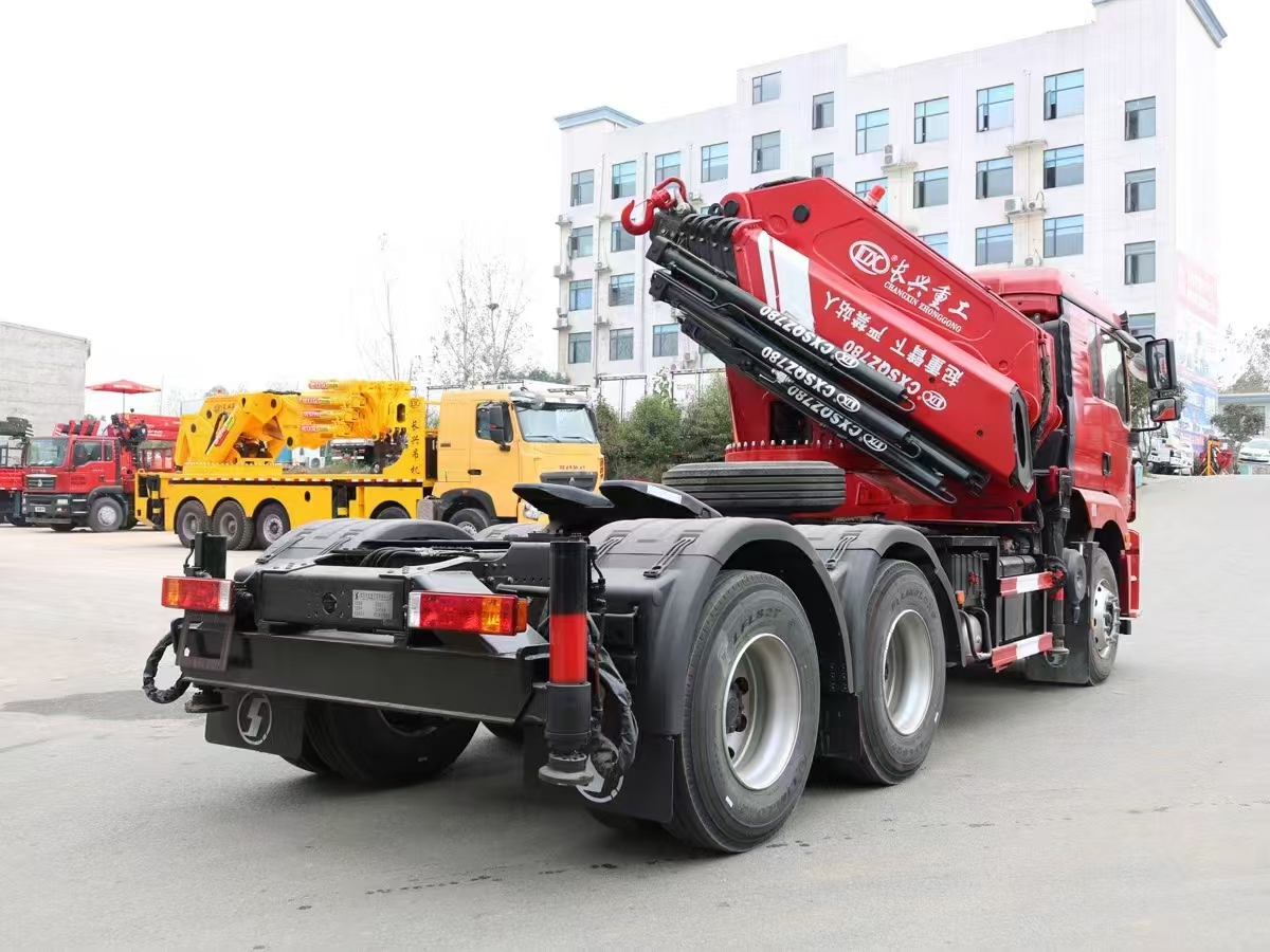Shacman M3000 6x4 Heavy Duty Truck Mounted Crane Tractor Truck with 16-35 Tons Foldable Crane for Sale