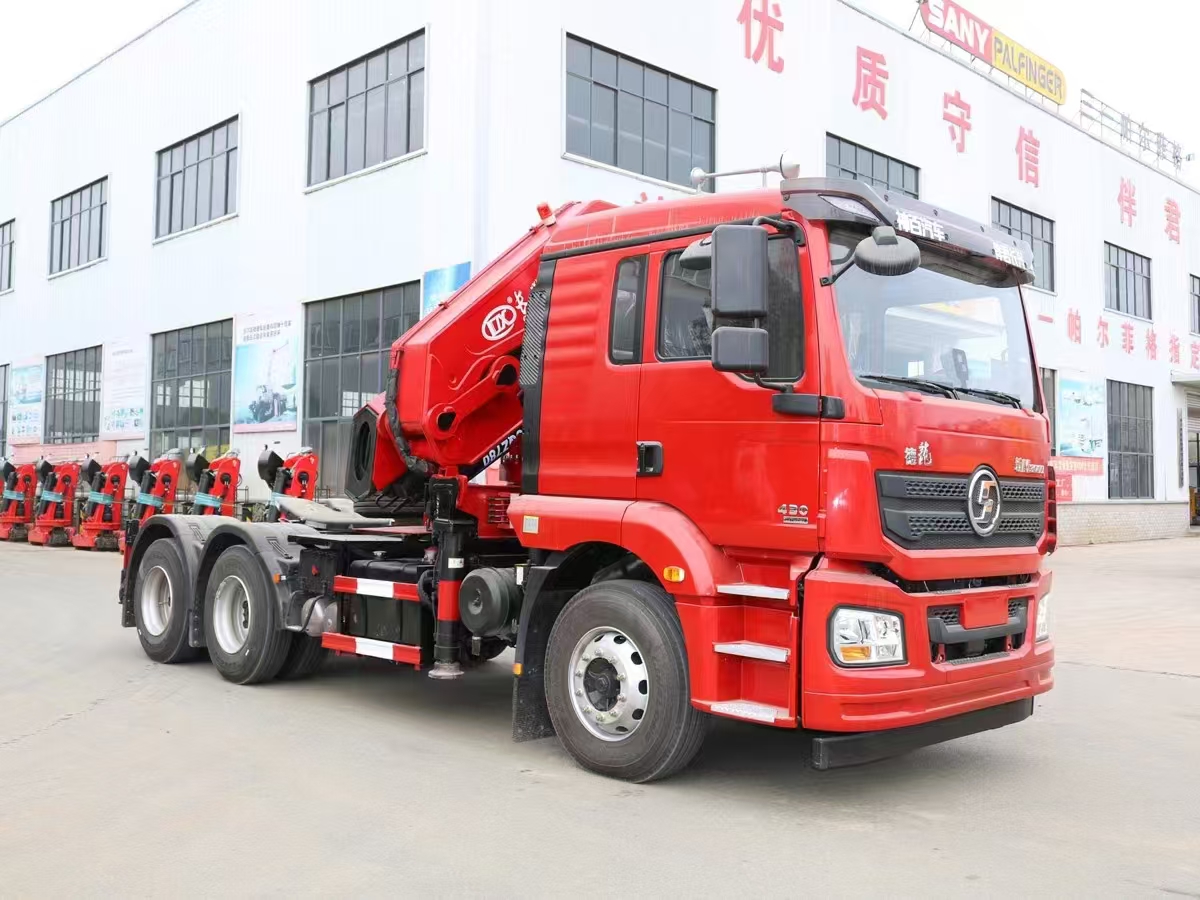 Shacman M3000 6x4 Heavy Duty Truck Mounted Crane Tractor Truck with 16-35 Tons Foldable Crane for Sale