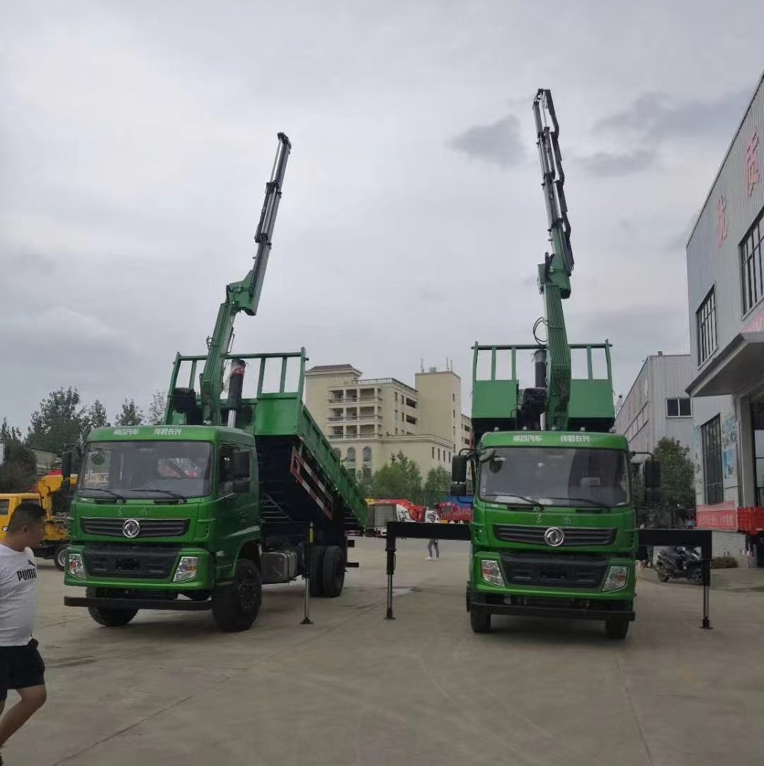 Dongfeng 7-ton folding arm sling 5-meter self dumping cargo compartment