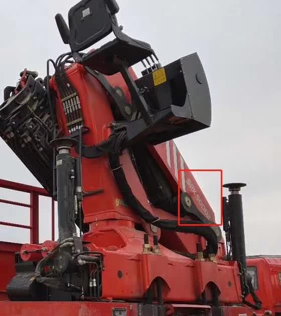 SHACMAN X3000 Tractor Head and Semi-trailer Crane Palfiger 25 TonS SPK50002D Folding Arm Crane for Sale