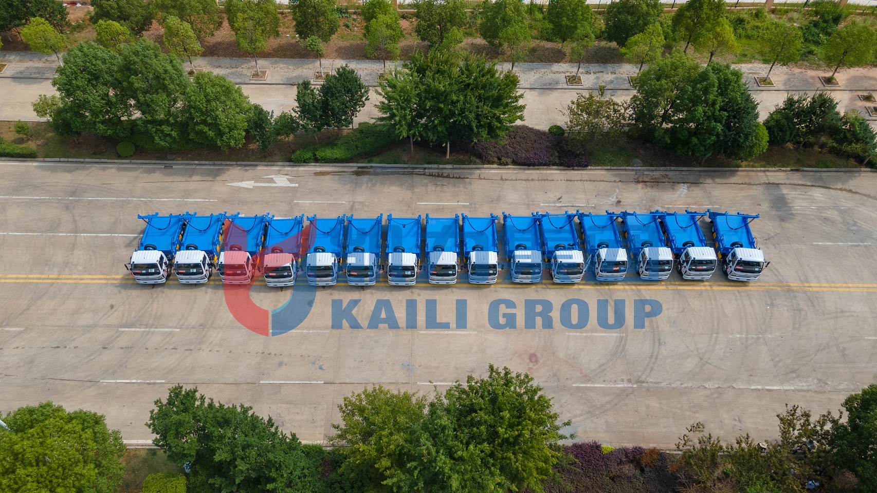 Cheap Price 6m3 8m3 10 m3 Hook Lift Skip Loader Swing Arm Garbage Truck