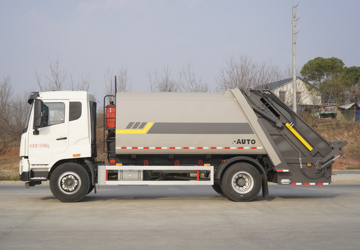 Manufacture Sinotruk RHD or LHD 15cbm Garbage Compactor Truck for Wastement Compression