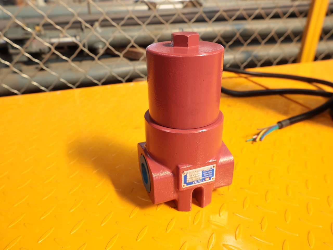 High pressure oil filter for Crane