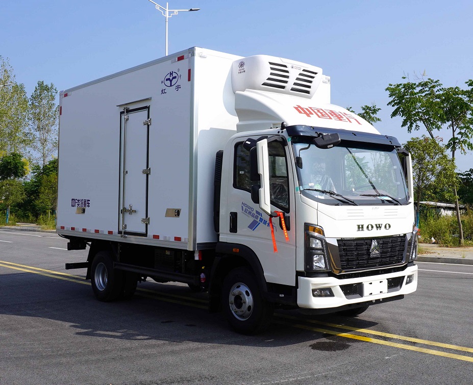 Sinotruk Howo China Manufacturer Refrigerated Van for Ice Cream Transportation Refrigerator Van Truck for Meat and Fish