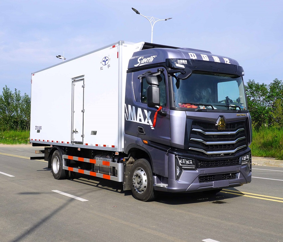 Customized Fridge Truck vans Pharmacy General Motors Sinotruk HOWO vans Commercial Refrigerated Trucks Reefer Box Truck for Sale