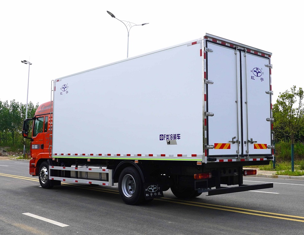 SINOTRUK SANDKA 4x2 Good Insulation Moisture-proof And Sealing Performance Environmentally Friendly And Energy-saving Refrigerated Truck