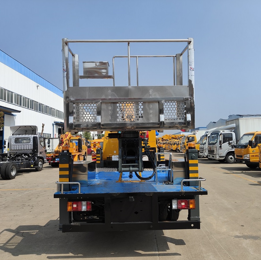 Cheap Price Direct ISUZU 4X2 FTR Straight Arm Telescopic Boom 23-28 Meters Hydraulic Aerial Cage Work Truck Aerial and High Rise Hydraulic Ladder Lift Sky Lift Truck