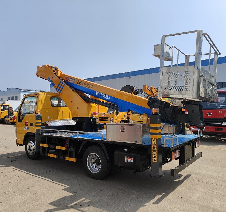 Cheap Price Direct ISUZU 4X2 FTR Straight Arm Telescopic Boom 23-28 Meters Hydraulic Aerial Cage Work Truck Aerial and High Rise Hydraulic Ladder Lift Sky Lift Truck