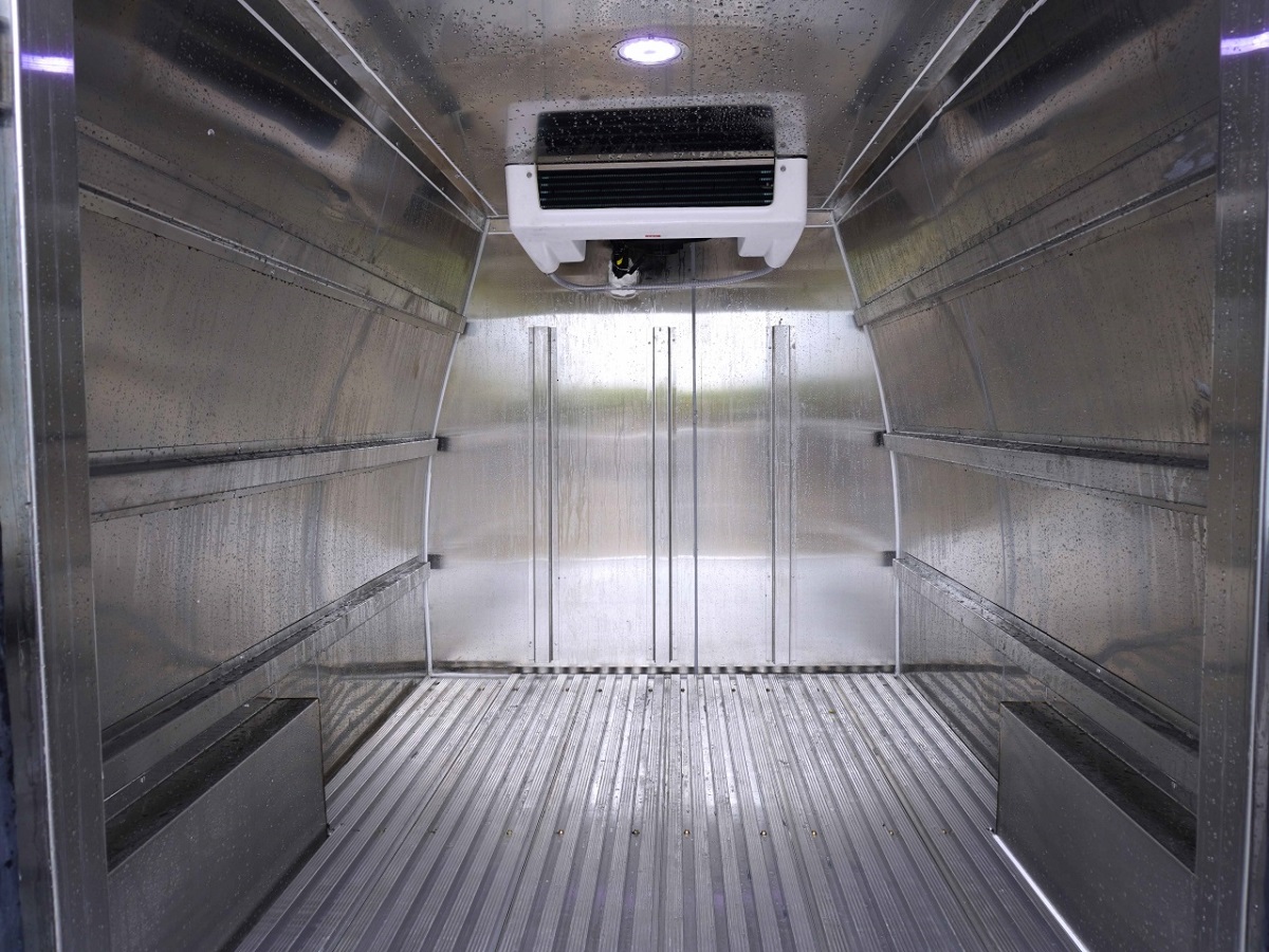 JMC Ford Mobile 1-2ton Special Use Drugs Freezer Bread style Cargo Refrigeratd Van for Vaccine