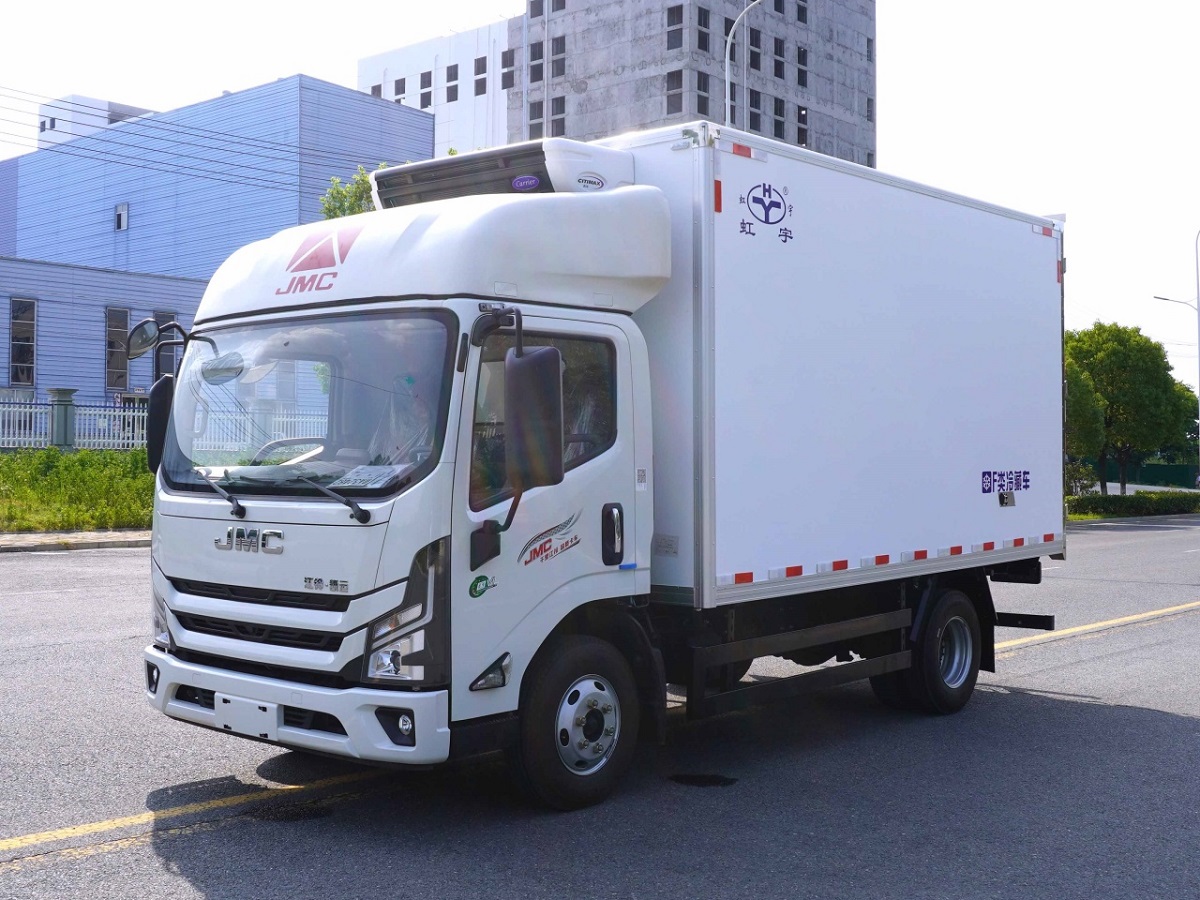 Shacman JMC 7tons Carrier Thermoking Refrigerator Unit Freezer Van Truck for Fresh Meat Vegetables