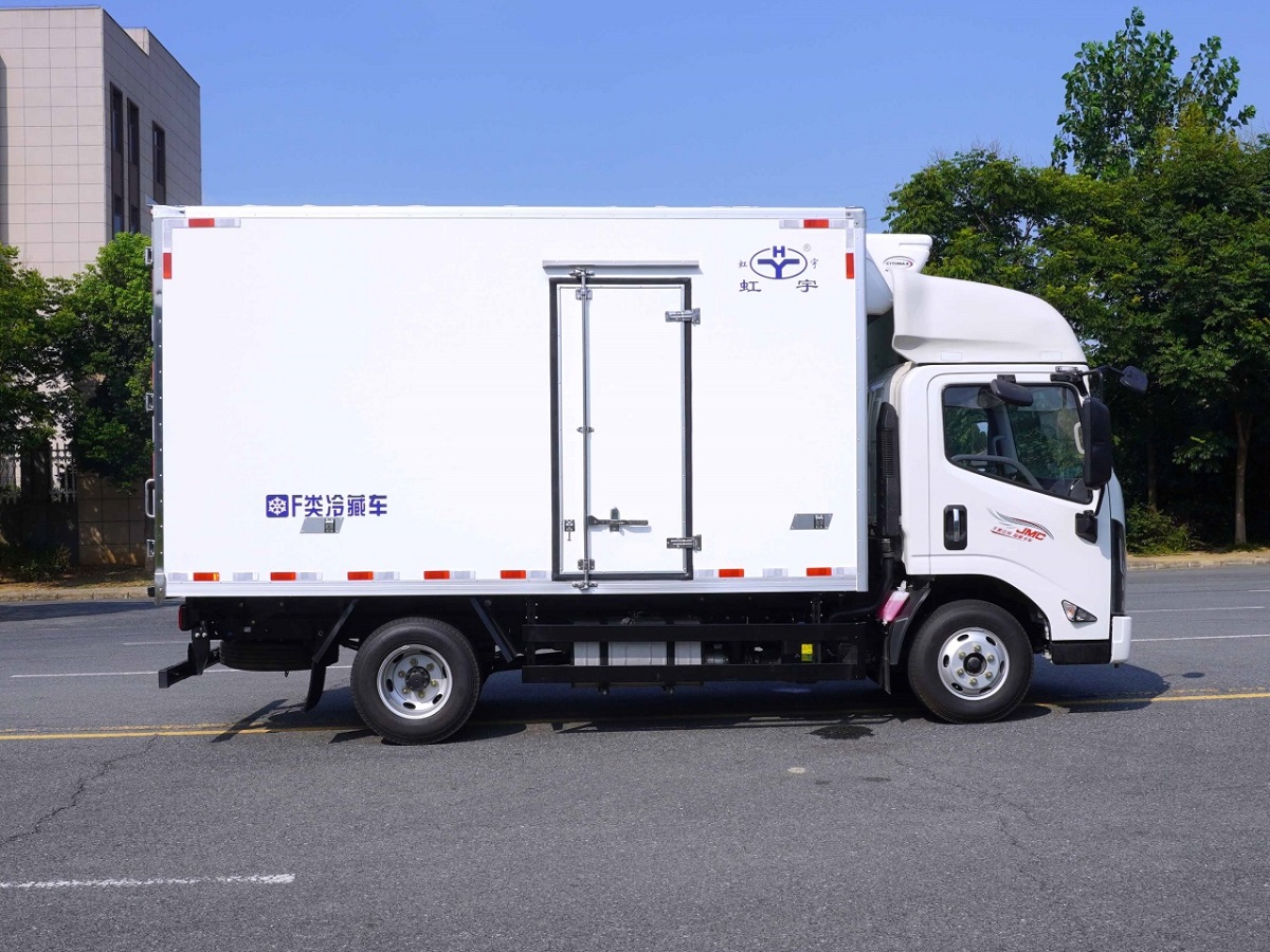 Shacman JMC 7tons Carrier Thermoking Refrigerator Unit Freezer Van Truck for Fresh Meat Vegetables