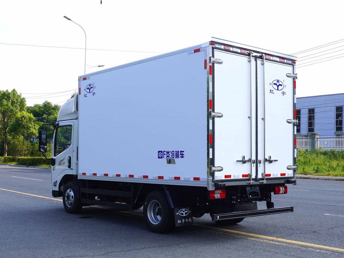 Shacman JMC 7tons Carrier Thermoking Refrigerator Unit Freezer Van Truck for Fresh Meat Vegetables