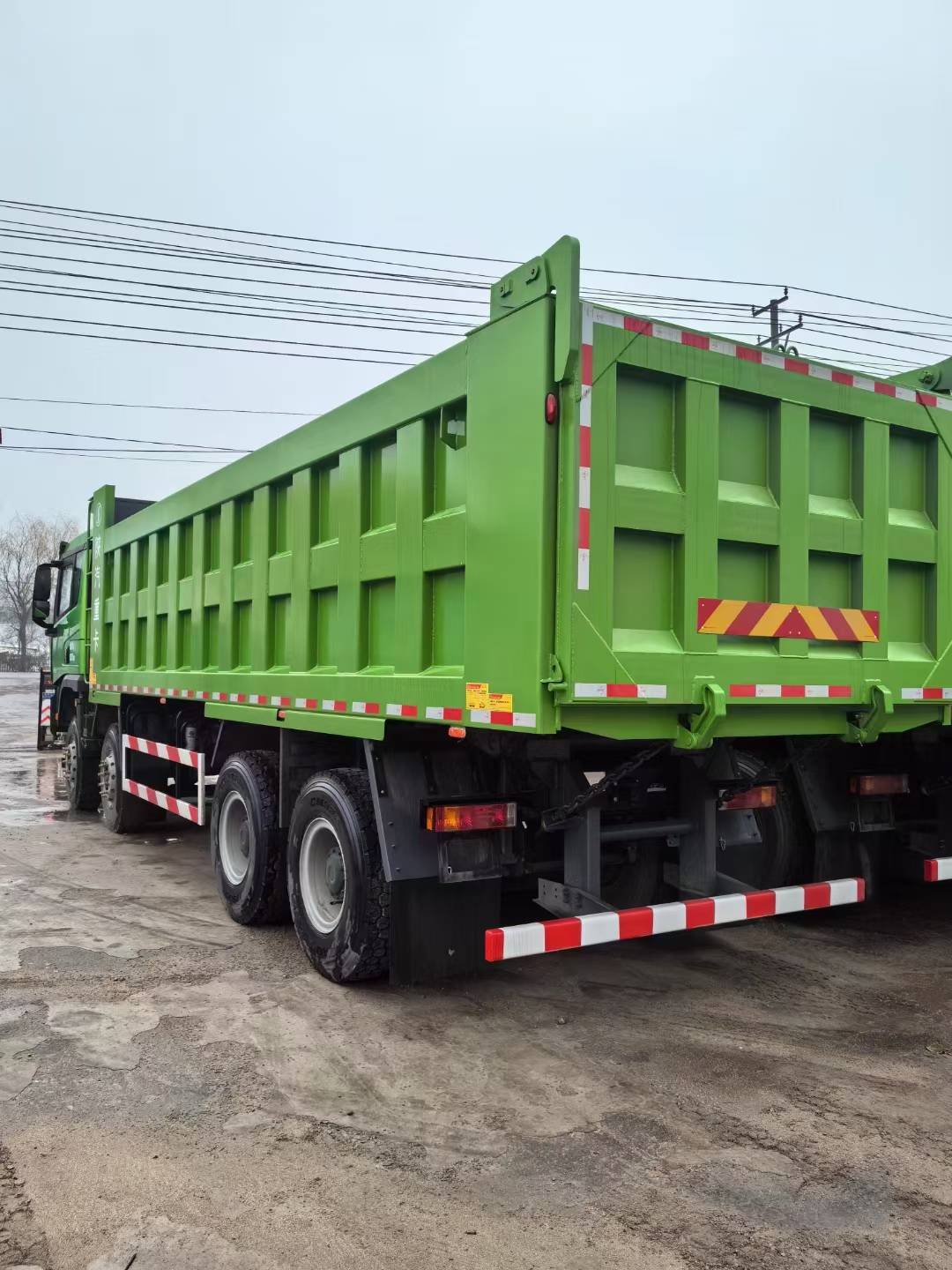Shacman X5000 8x4 Dump Truck