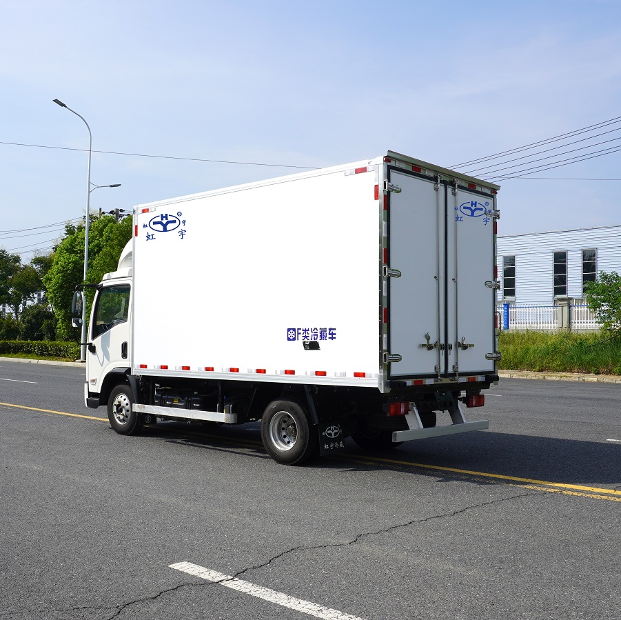 Shacman K3000 Cheap Price Refrigerated Van Truck 120HP EURO 2 3 4 5 LHD RHD Refrigerated Cargo Truck