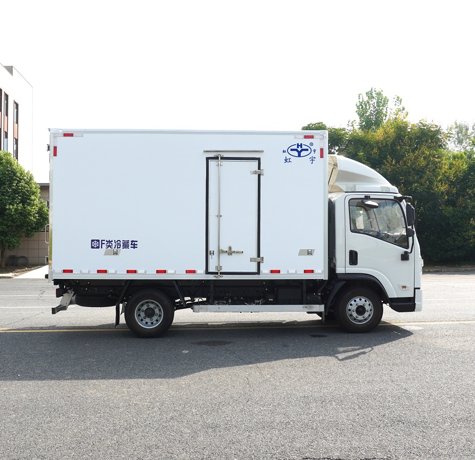 Shacman K3000 Cheap Price Refrigerated Van Truck 120HP EURO 2 3 4 5 LHD RHD Refrigerated Cargo Truck