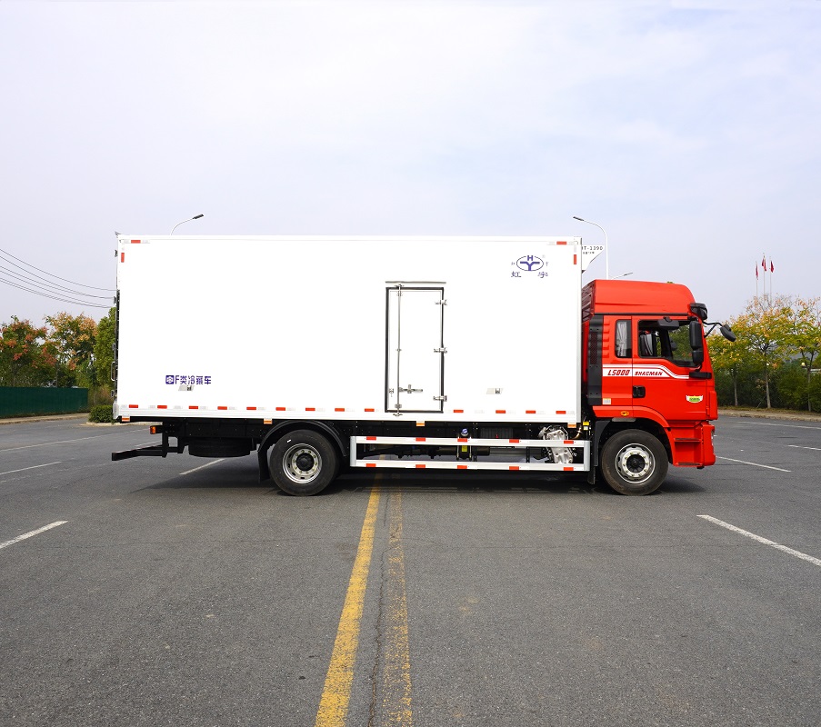 Cheap Price Shacman L5000 4X2 8tons Refrigerated Truck for Fruit Seafood and Vegetables Transport