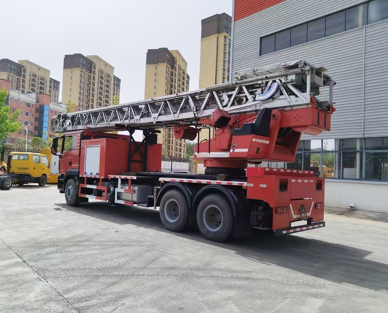 Sinotruk Sitrak Used 53meters High Altitude Operation Truck Aerial Manlift Work Platform Truck for Sale