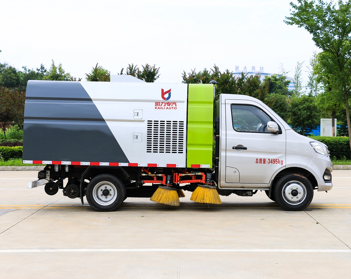 Brand New Vacuum Sweeper Road Cleaner Cleaning Vehicle Sweeping Vehicle for Factory Road Sweep Municipal Sanitation Community Road Asphalt Road