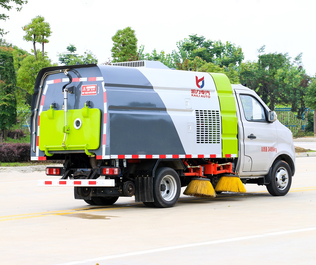Brand New Vacuum Sweeper Road Cleaner Cleaning Vehicle Sweeping Vehicle for Factory Road Sweep Municipal Sanitation Community Road Asphalt Road