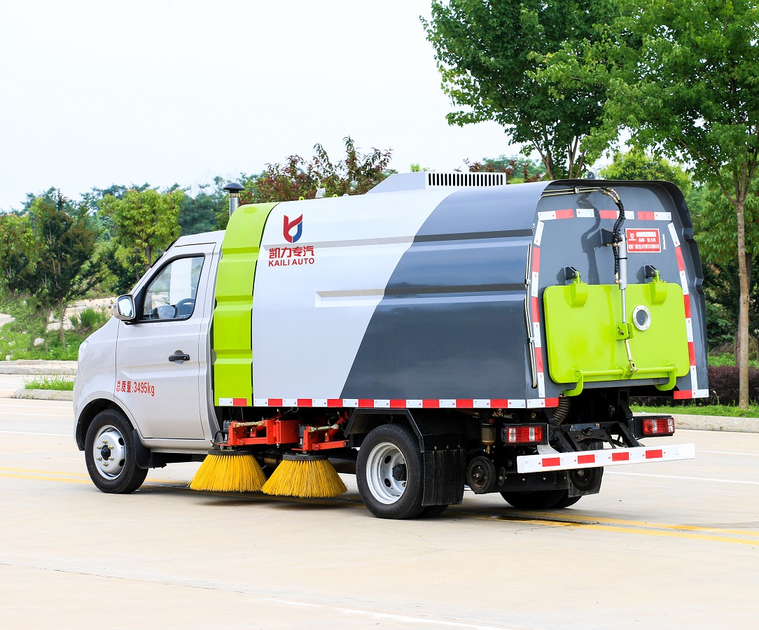 Brand New Vacuum Sweeper Road Cleaner Cleaning Vehicle Sweeping Vehicle for Factory Road Sweep Municipal Sanitation Community Road Asphalt Road
